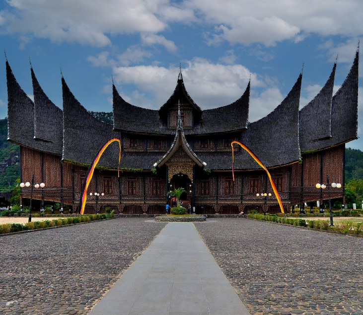Explore Sumatera Barat | Batusangkar City